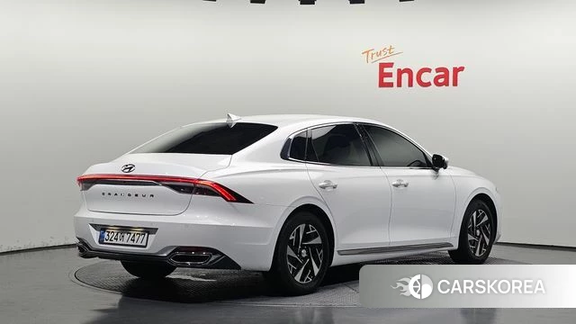 Hyundai The New Grandeur IG Hybrid id 4529064 из Кореи 12