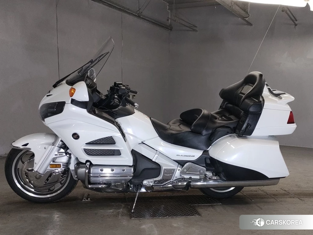 Проданный Honda GL1800 2015 из Японии, фото 2
