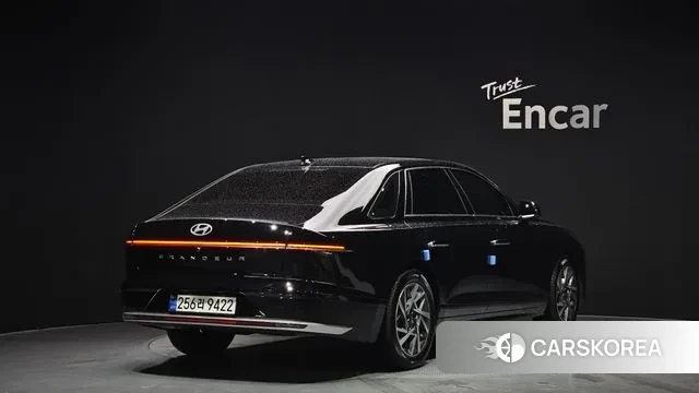 Hyundai Grandeur (GN7) id 3415821 из Кореи 12