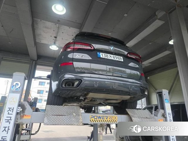 BMW X5 (G05) 2023 Серый из Кореи, фото 2