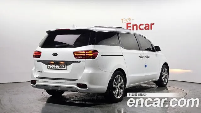 Kia The New Carnival id 2372270 из Кореи 12