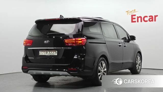 Kia The New Carnival id 4232607 из Кореи 12