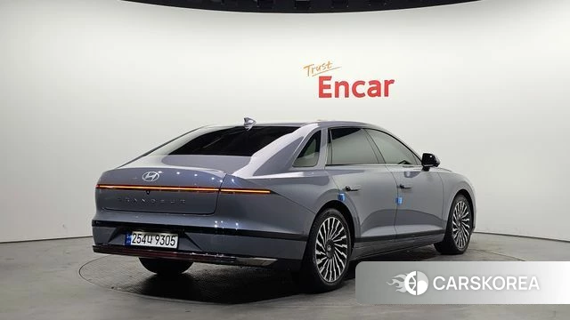 Hyundai Grandeur (GN7) id 3891848 из Кореи 12