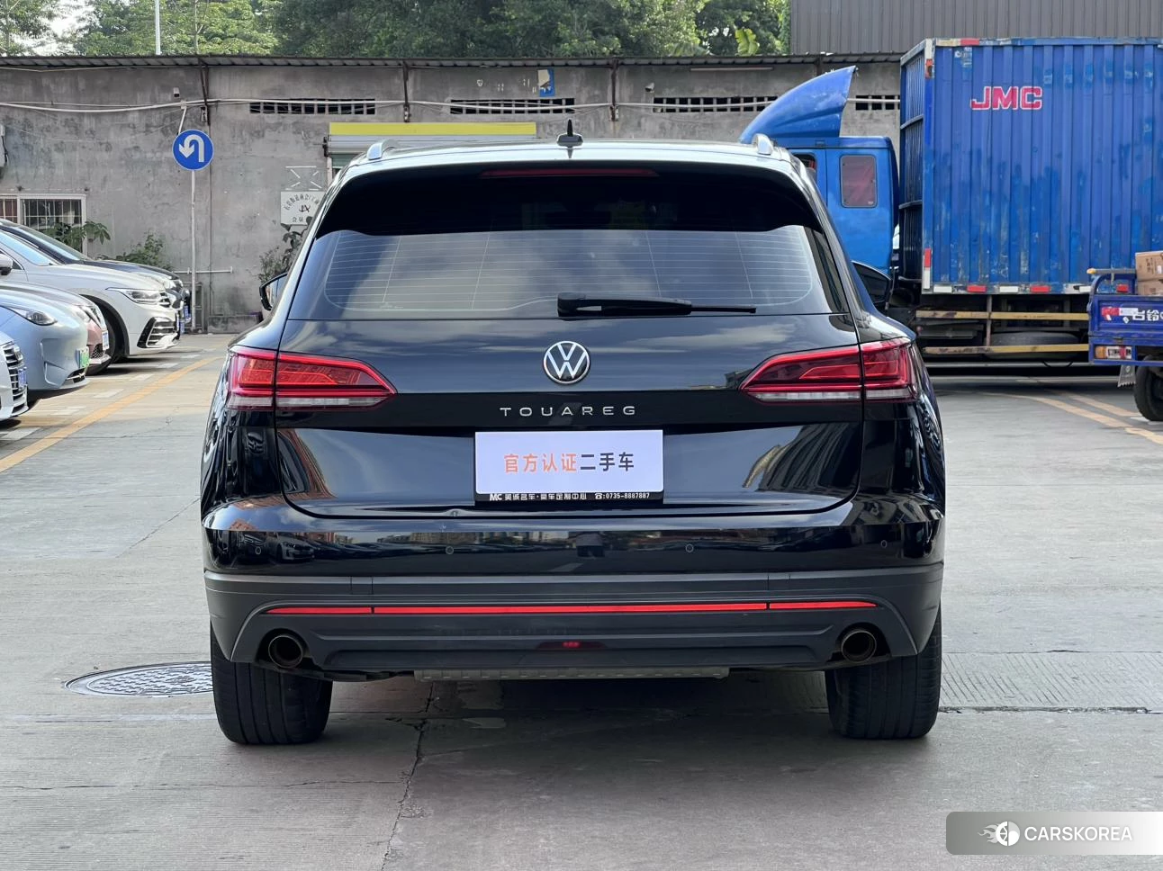Volkswagen Touareg 2022 Черный из Китая, фото 3