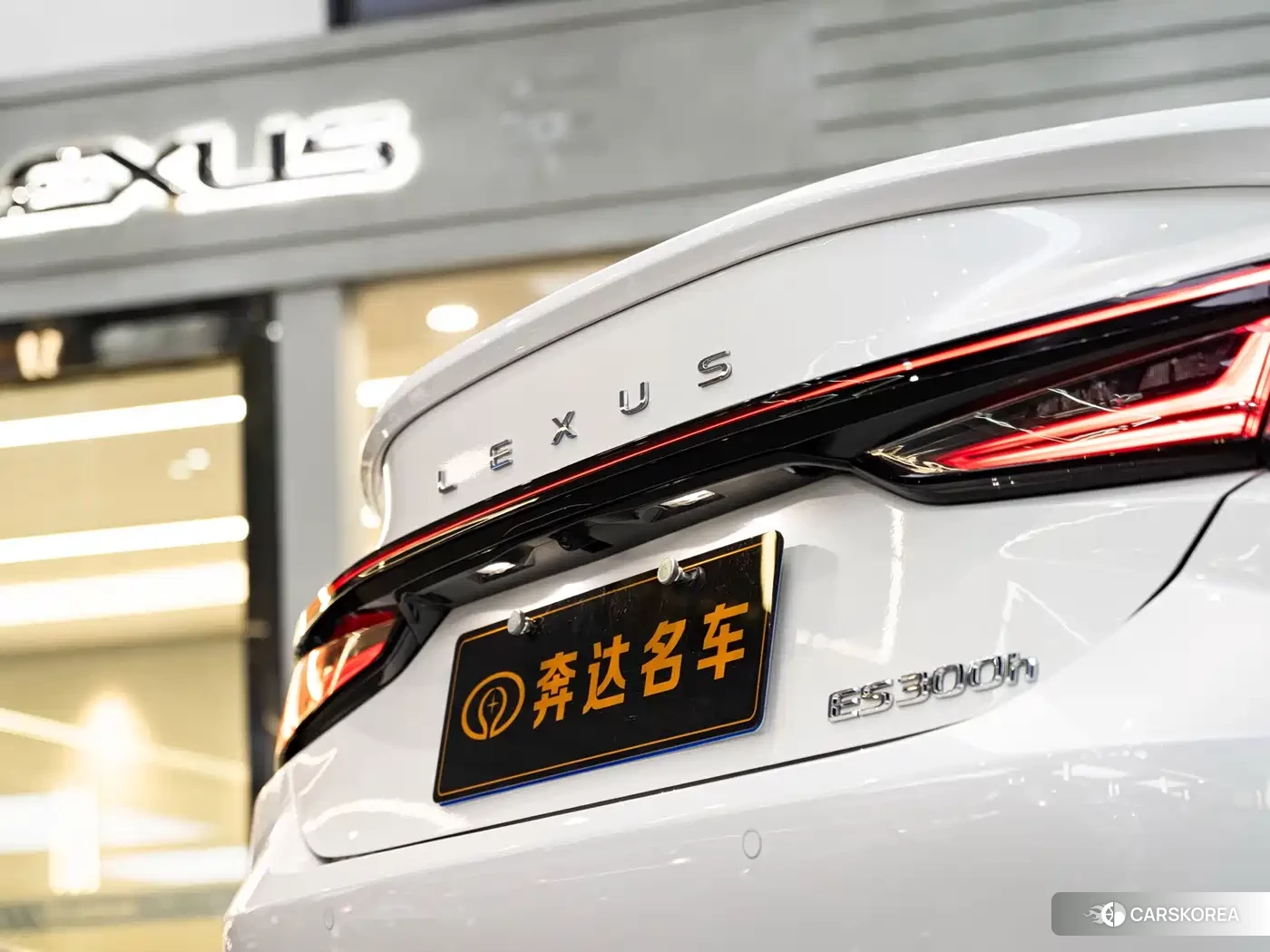 Lexus ES id 4583697 из Китая 12