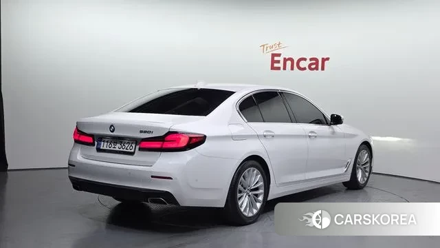 BMW 5 Series (G30) id 3551816 из Кореи 12