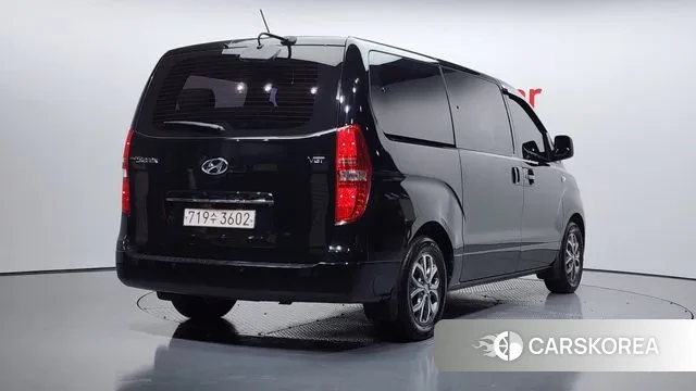 Hyundai The New Grand Starex id 3357099 из Кореи 12