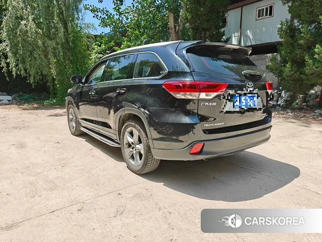Toyota Highlander 2021 Черный из Китая, фото 2