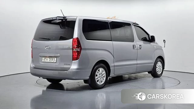 Hyundai The New Grand Starex id 3872769 из Кореи 12