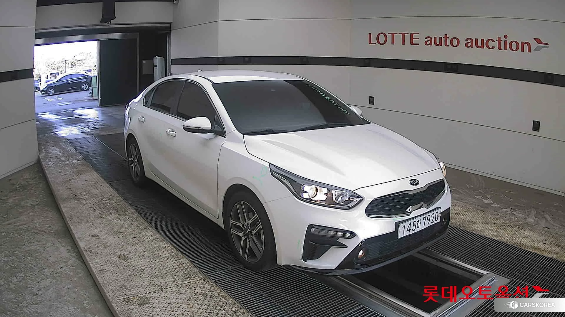 Kia K3 id 3882153 из Кореи 12