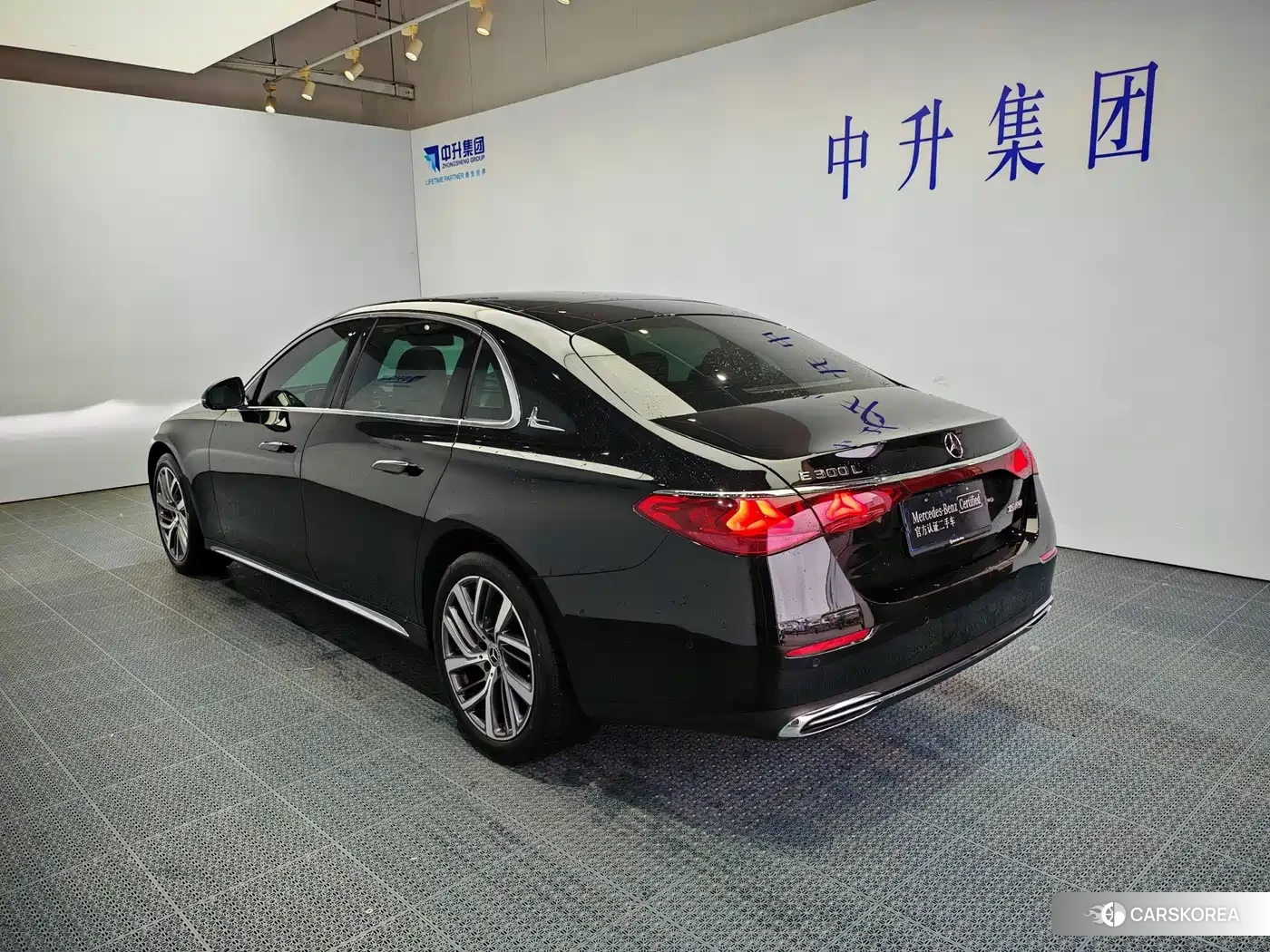 Mercedes-Benz E-Class id 4548307 из Китая 12
