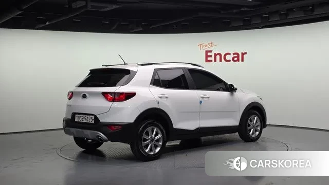 Kia Stonic id 3319261 из Кореи 12