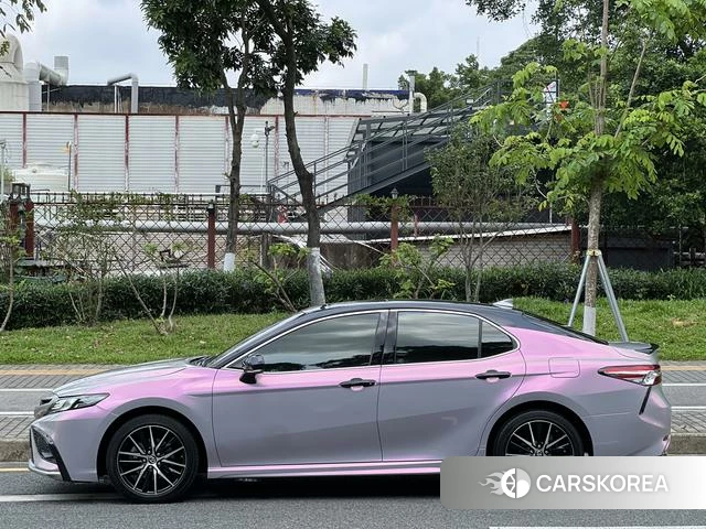 Toyota Camry 2022 Фиолетовый из Китая, фото 2