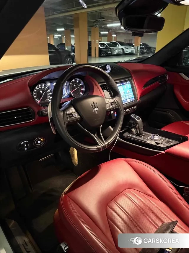 Maserati Levante 2022 Белый из Кореи, фото 2