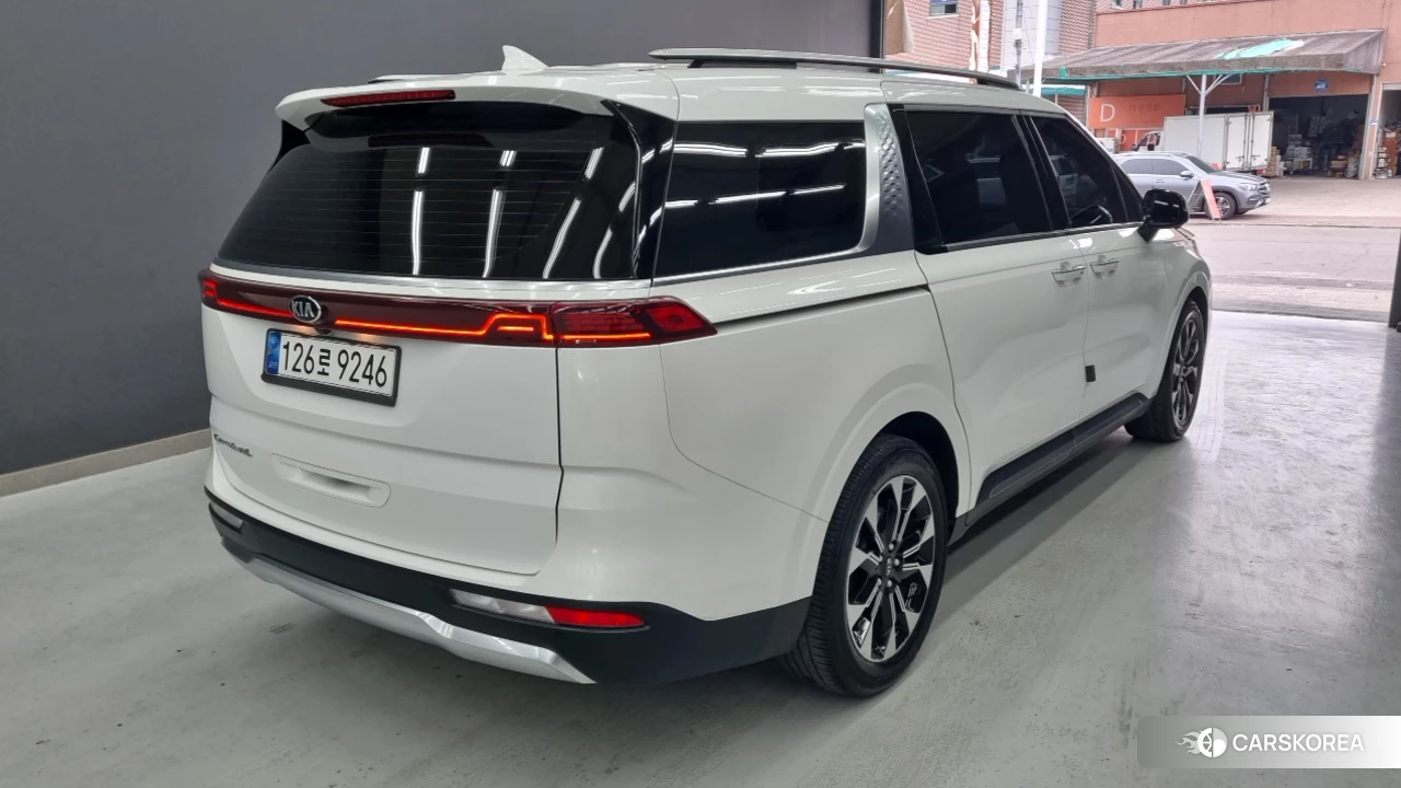 Kia Carnival 4th generation id 4445646 из Кореи 10