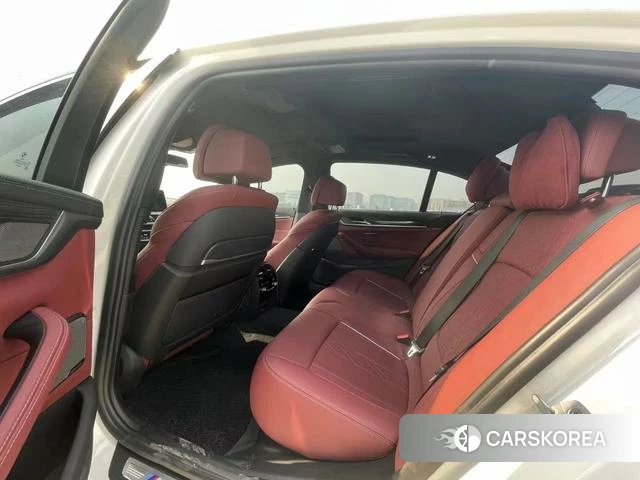 BMW 5 series 2021 Белый из Китая, фото 2
