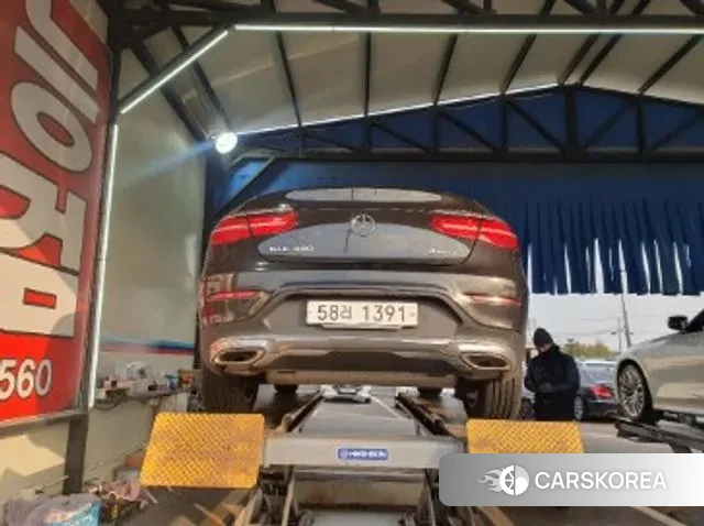 Mercedes-Benz GLC-Class X253 2019 Черный из Кореи, фото 2