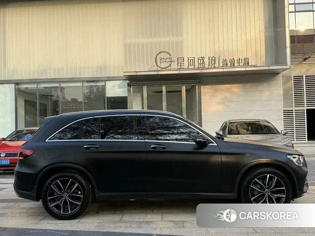 Mercedes-Benz GLC 2022 Черный из Китая, фото 4