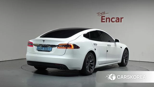 Tesla Model S id 4470985 из Кореи 12