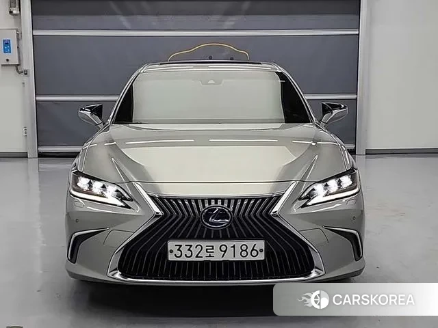 Lexus ES300h 7th generation 2020 Цвет тростника из Кореи, фото 2