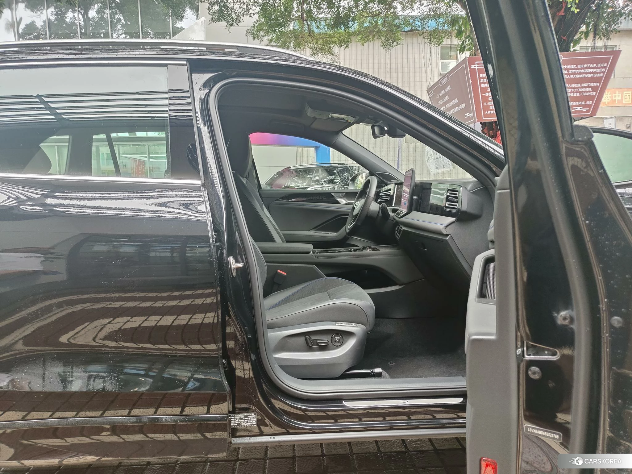 Volkswagen Tiguan L 2025 Черный из Китая, фото 4