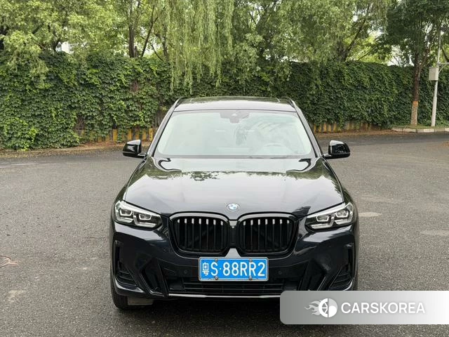 BMW X3 2022 Черный из Китая, фото 2