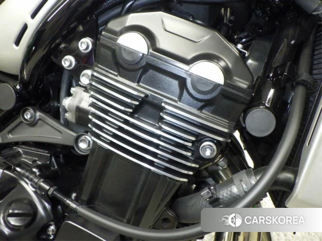 Engine photo