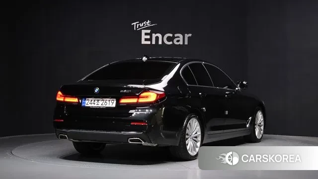 BMW 5 Series (G30) id 3354473 из Кореи 12