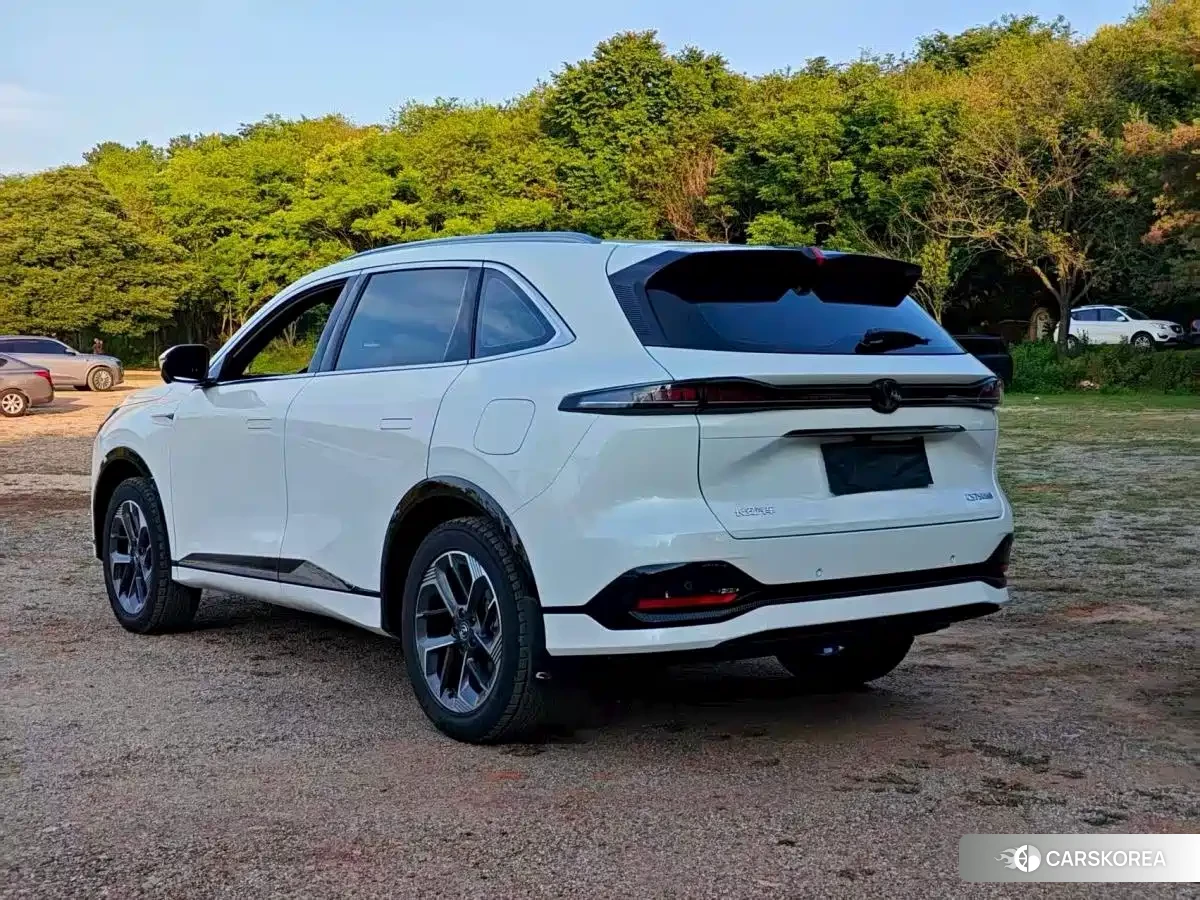 Chang'an Changan CS75PLUS 2026 Белый из Китая, фото 2