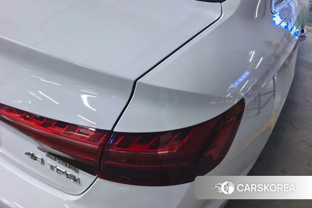 Audi A4L id 4290354 из Китая 9