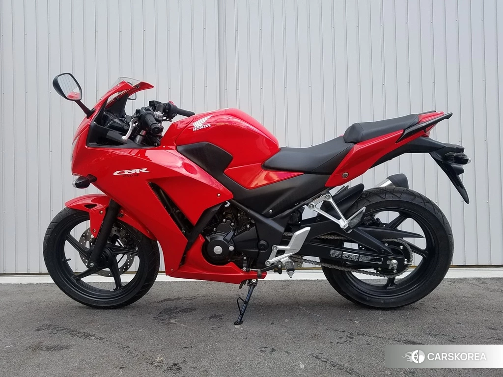 Проданный Honda CBR250R 2016 из Японии, фото 2