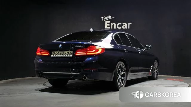 BMW 5 Series (G30) id 4350902 из Кореи 12