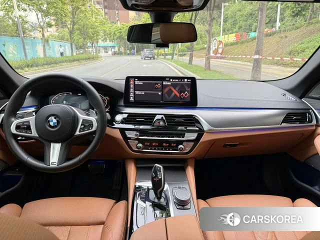 BMW 5 series (imported) 2022 Черный из Китая, фото 4