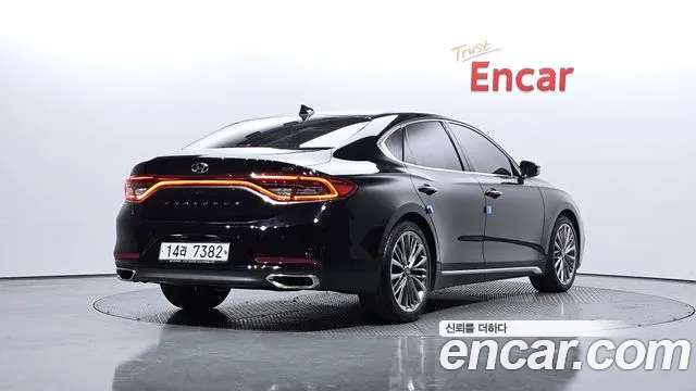 Hyundai Grandeur IG id 2339085 из Кореи 12