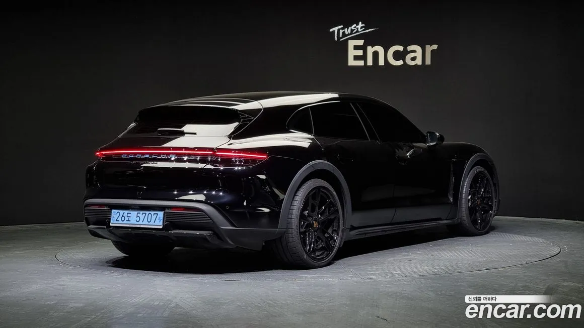 Porsche Taycan id 1036743 из Кореи 12