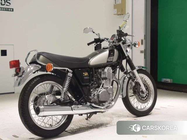 Проданный Yamaha SR 400 2016 из Японии