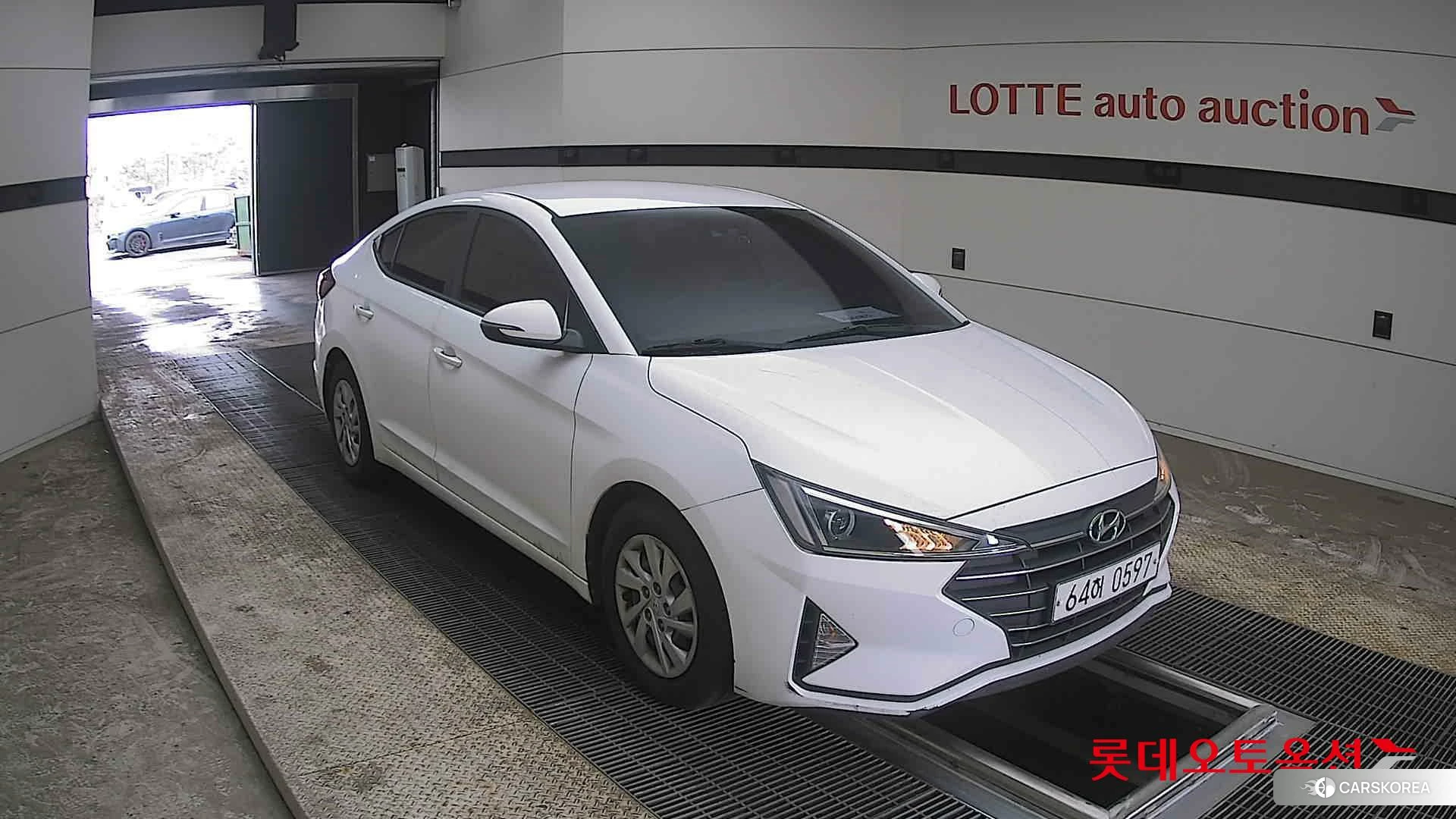 Hyundai Avante id 3888348 из Кореи 12