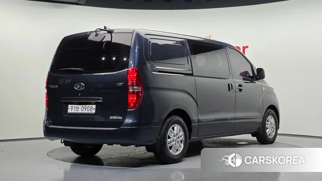 Hyundai The New Grand Starex id 4684558 из Кореи 12