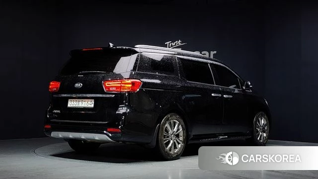 Kia The New Carnival id 4568308 из Кореи 12