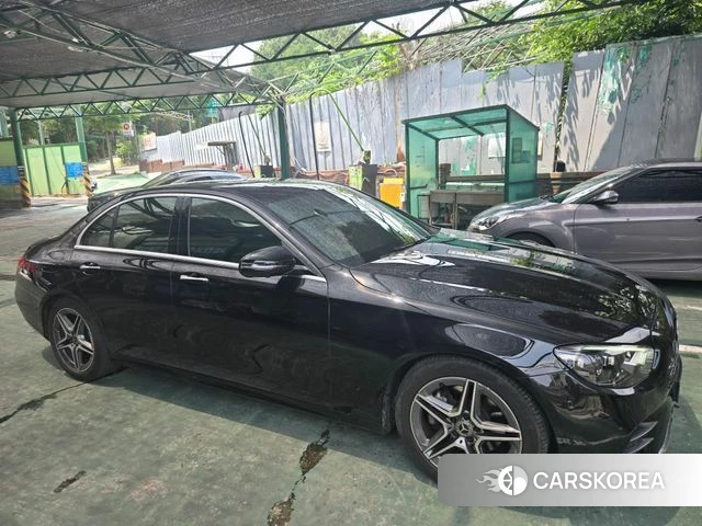 Mercedes-Benz E-Class W213 2022 Черный из Кореи, фото 2