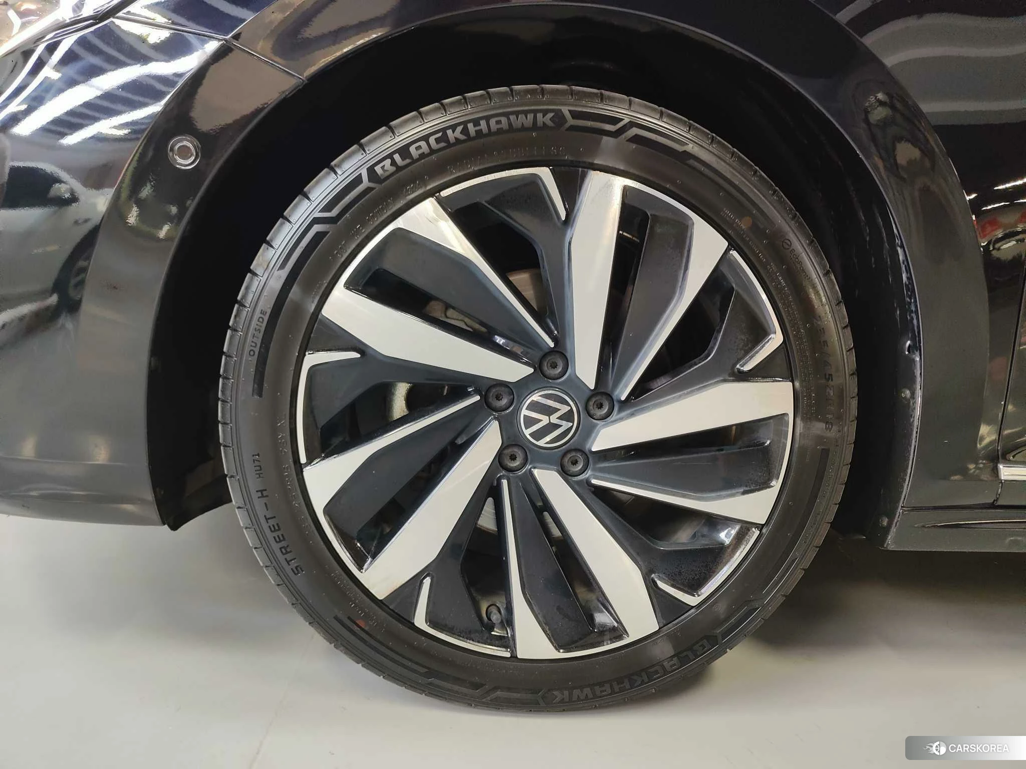 Volkswagen Passat id 4514881 из Китая 12