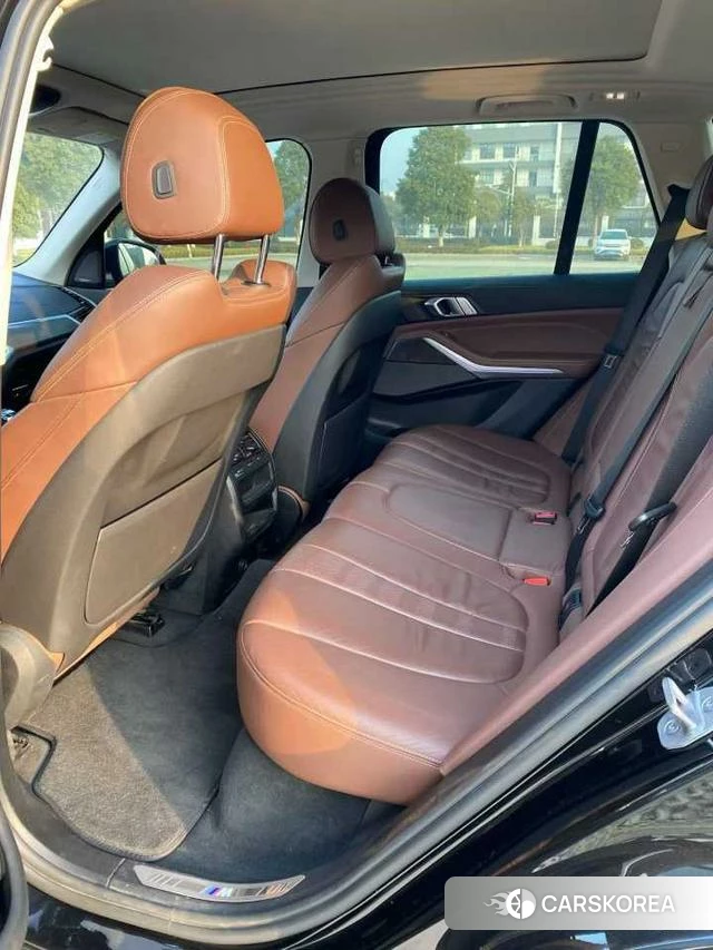 BMW X5 (imported) 2021 Черный из Китая, фото 2
