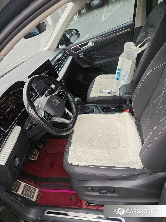 Volkswagen Tiguan L 2022 Черный из Китая, фото 2