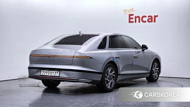 Hyundai Grandeur (GN7) id 3891086 из Кореи 12