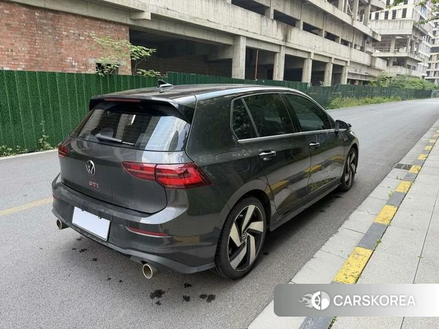 Volkswagen Golf GTI 2022 Черный из Китая, фото 6