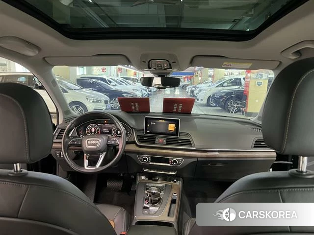 Audi Q5L id 4253770 из Китая 12