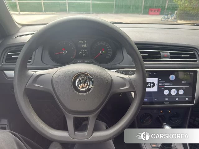 Volkswagen Lavida 2022 Белый из Китая, фото 4