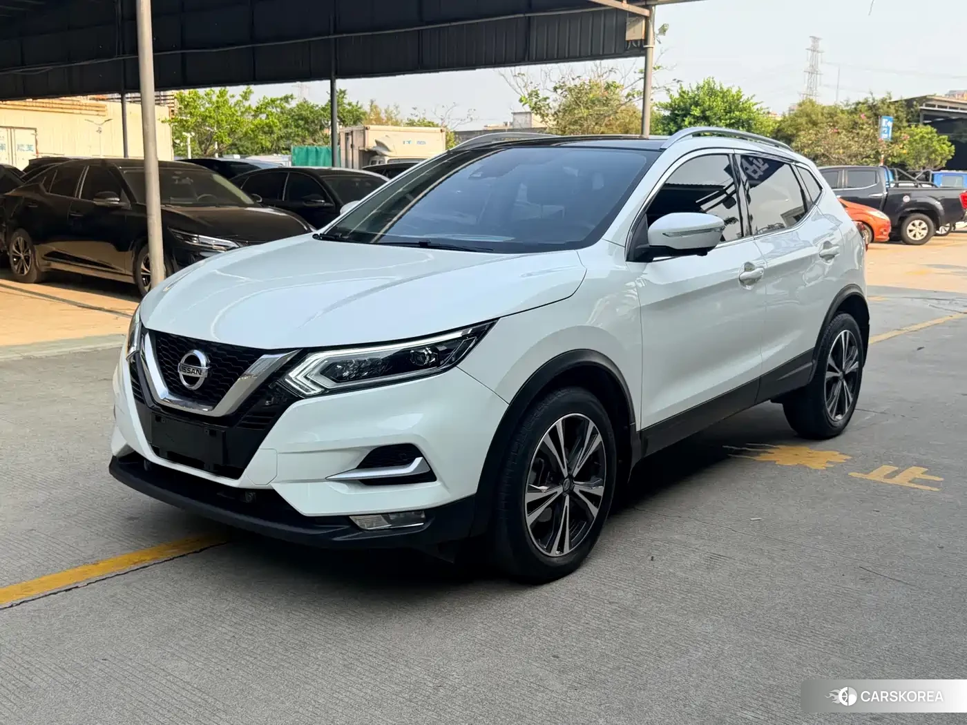 Nissan Qashqai 2022 Белый из Китая, фото 2