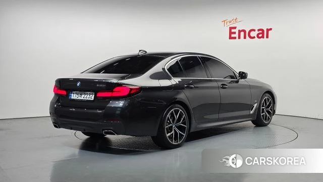 BMW 5 Series (G30) id 3883974 из Кореи 12