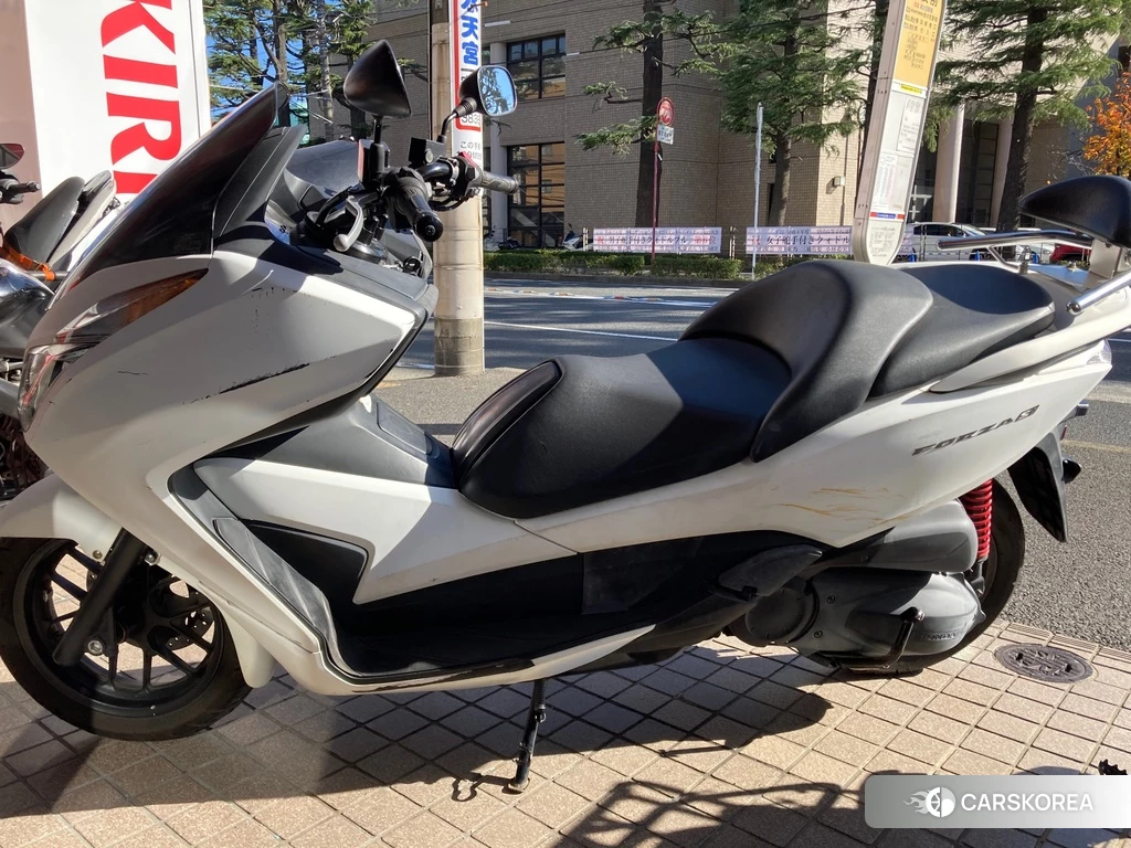Проданный Honda FORZA 2013 из Японии